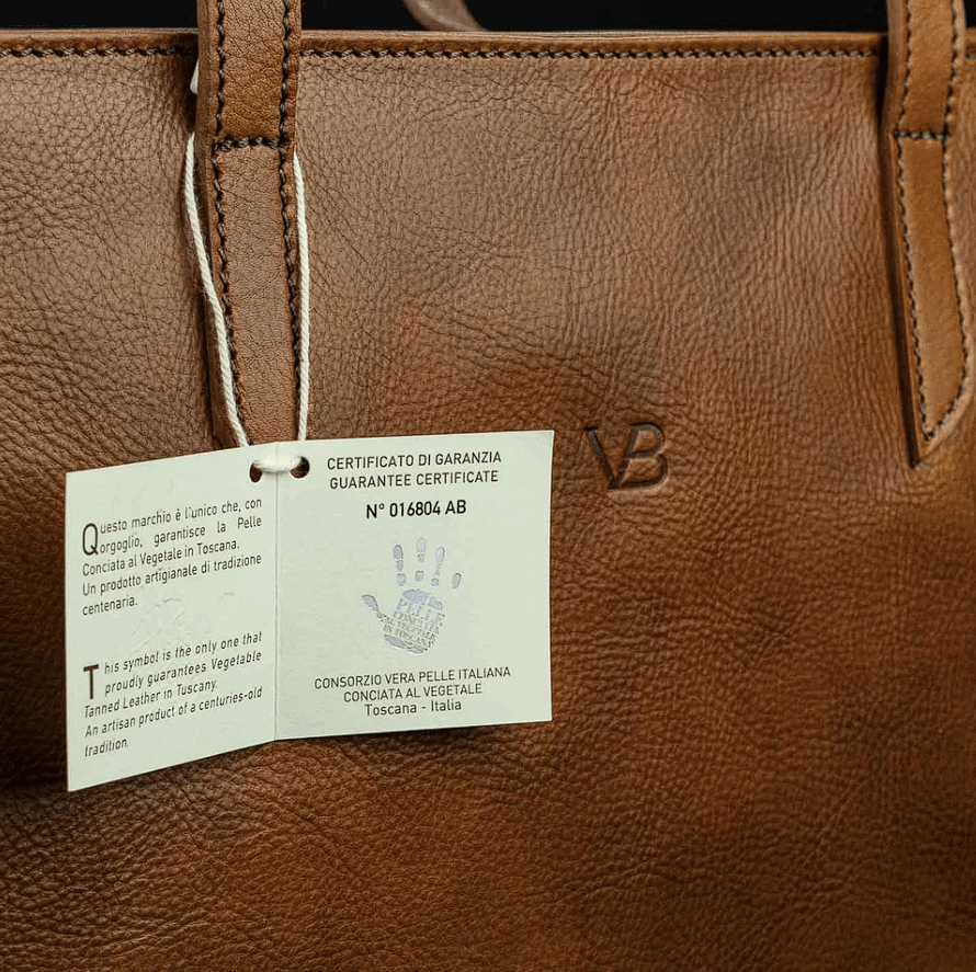 luxury_handmade_leather_bags_and_wallets_Made_in_Italy